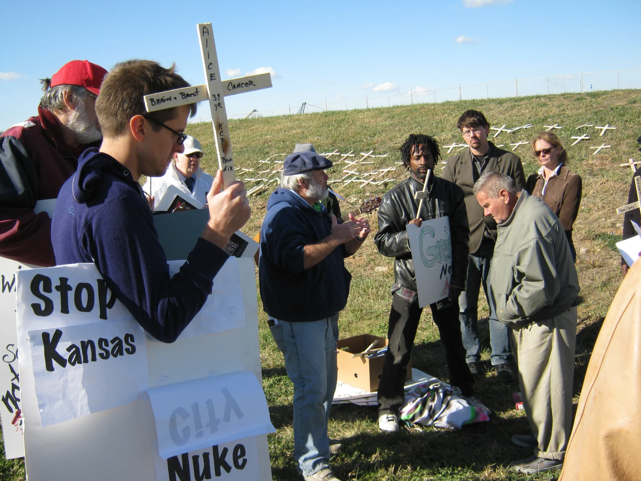 The Midwest Catholic Workers will converge on KC MO for a retreat that culminates in resistance to the KC nuclear weapon plant.